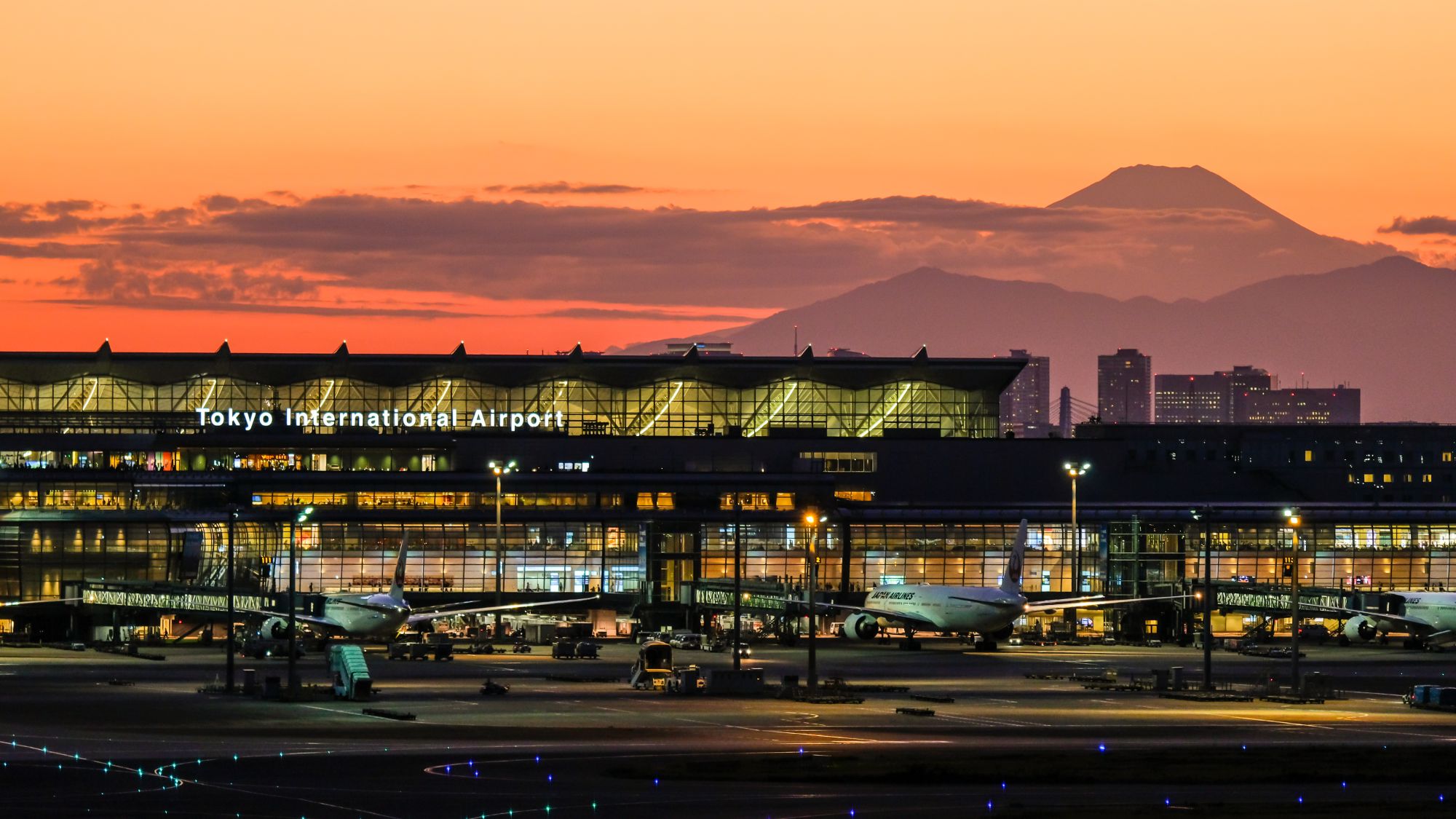 Haneda Airport - Tokyo International Airport